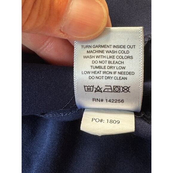 FIGS CASMA 2 pocket Scrubs Top; Technical Collection; Size L; Navy Blue - Picture 8 of 8